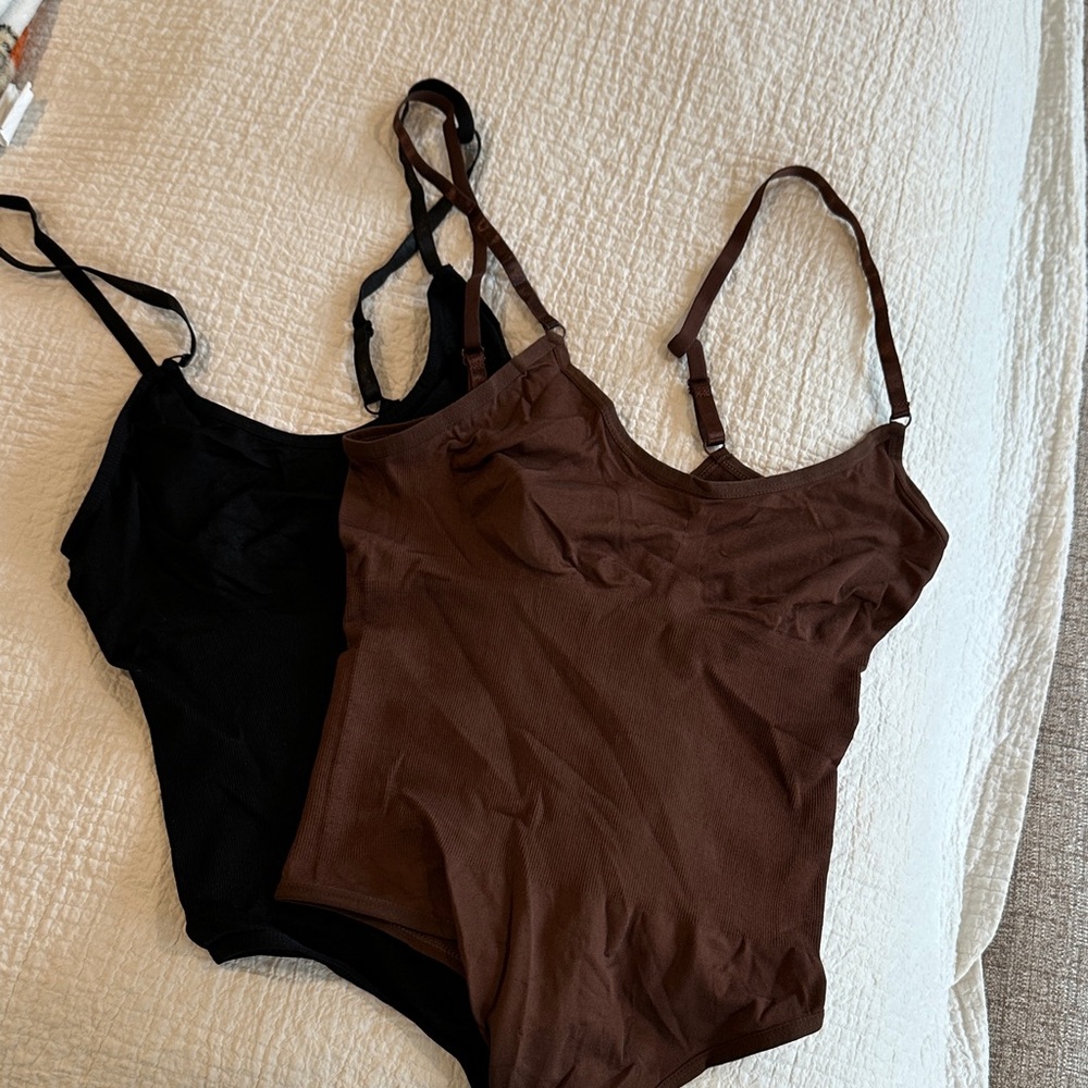 SHEIN Elegant Black and Brown Bodysuits